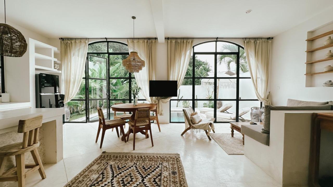 Villa Akhila Canggu Exteriör bild