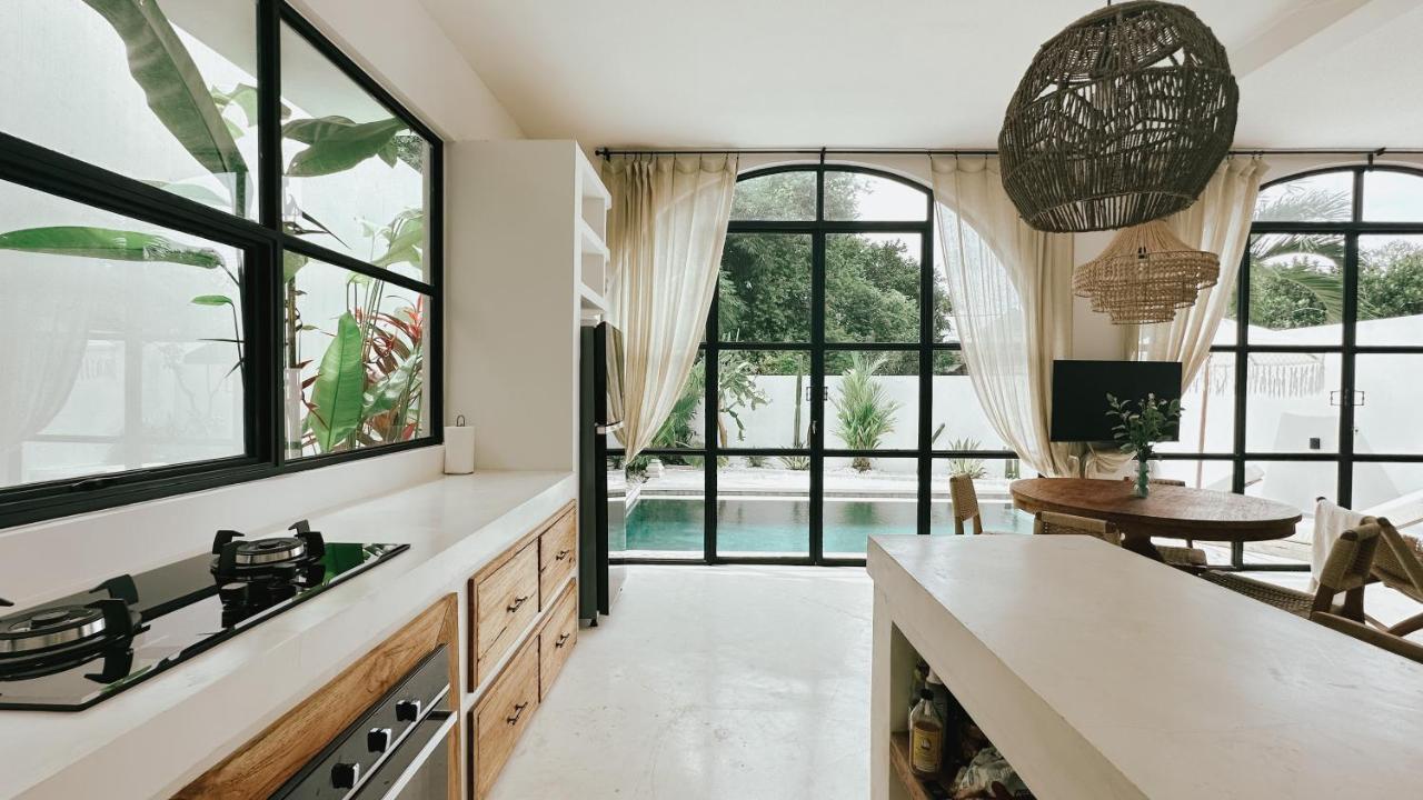 Villa Akhila Canggu Exteriör bild